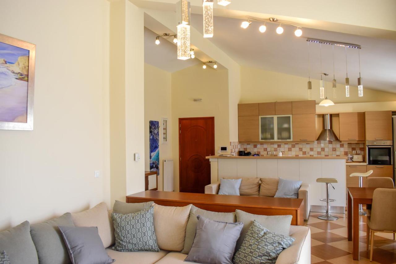 Appartamento Zoe'S Flat Megali Ammos Città di Skiathos Esterno foto