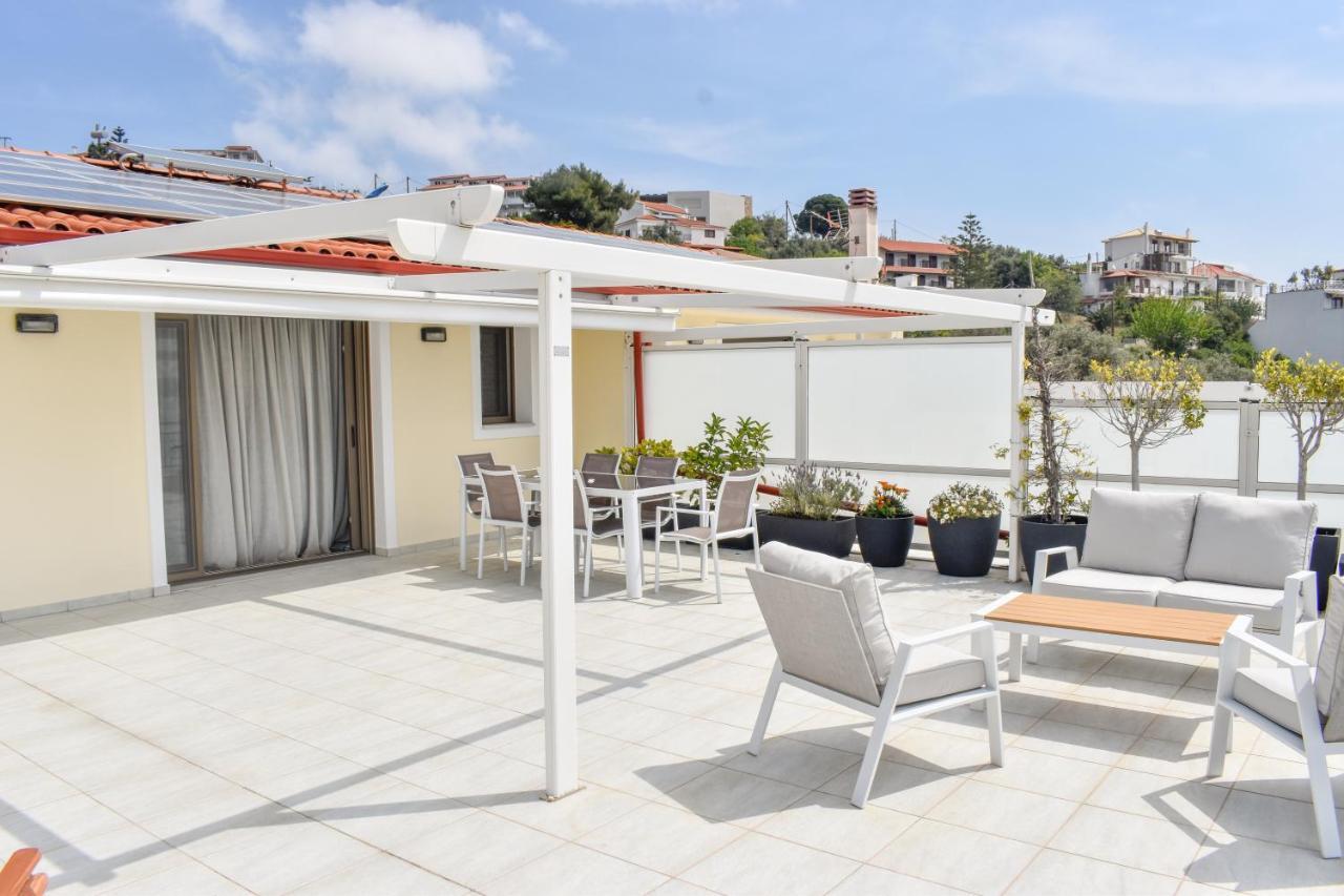 Appartamento Zoe'S Flat Megali Ammos Città di Skiathos Esterno foto