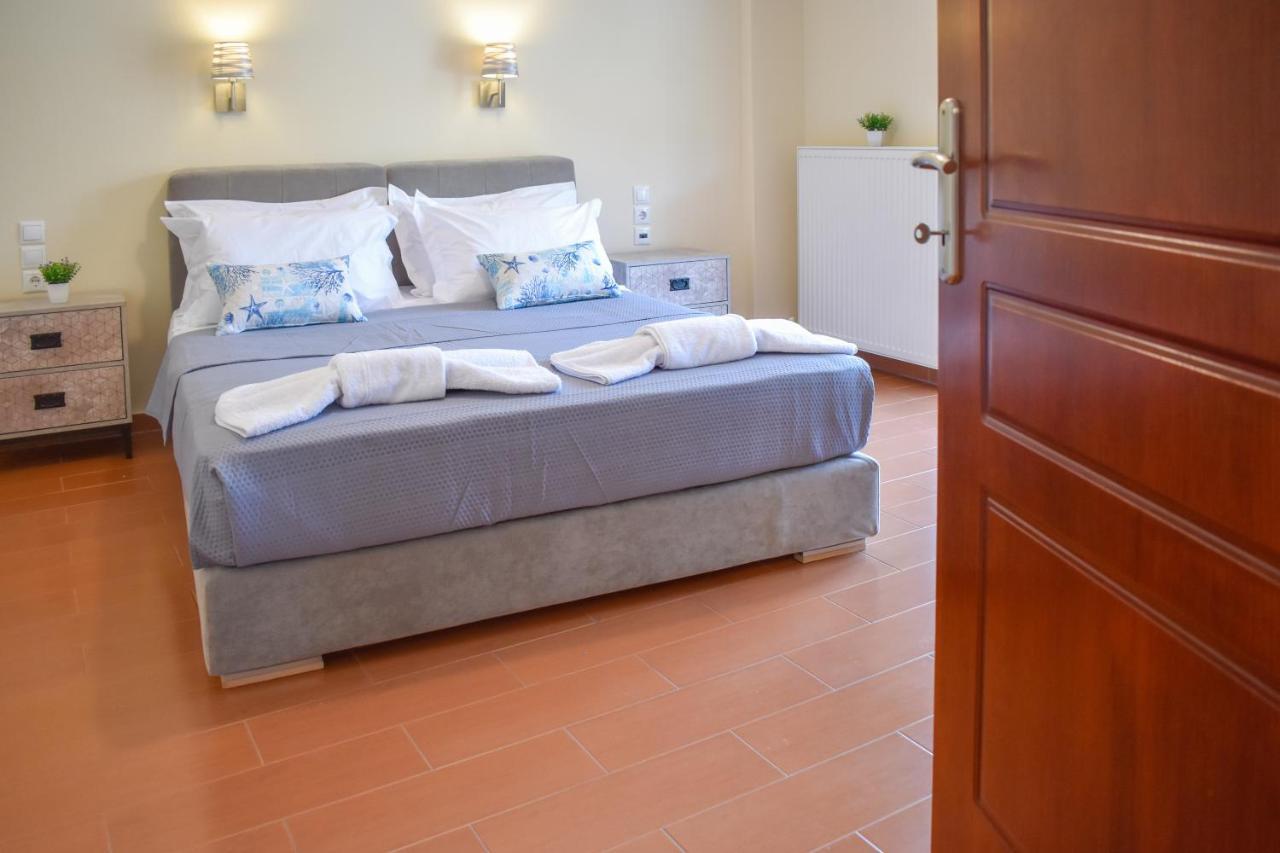 Appartamento Zoe'S Flat Megali Ammos Città di Skiathos Esterno foto