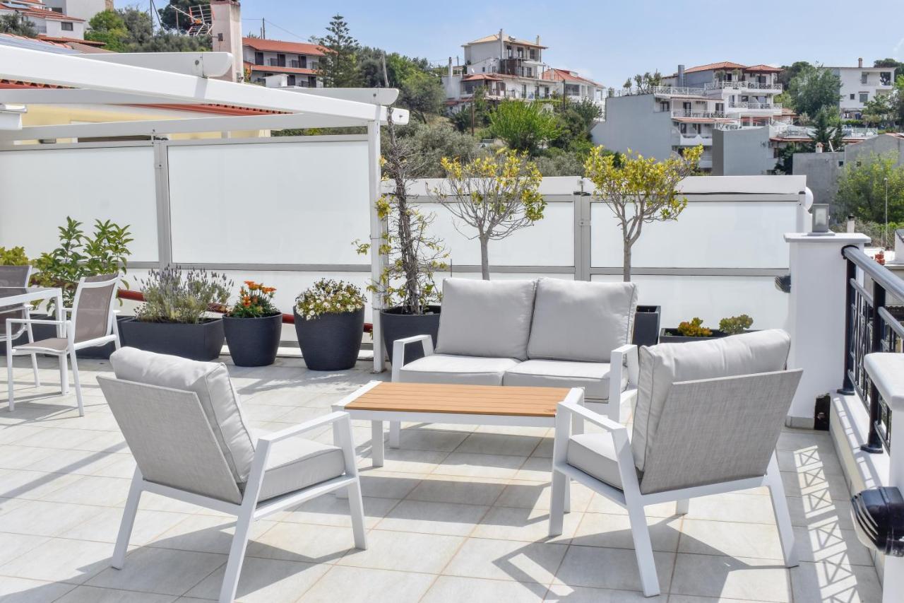 Appartamento Zoe'S Flat Megali Ammos Città di Skiathos Esterno foto
