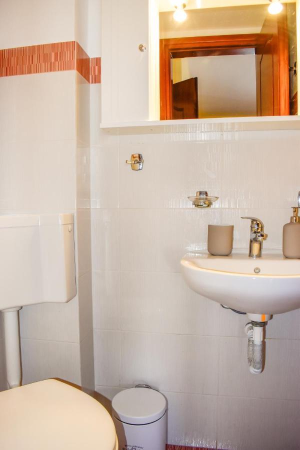Appartamento Zoe'S Flat Megali Ammos Città di Skiathos Esterno foto